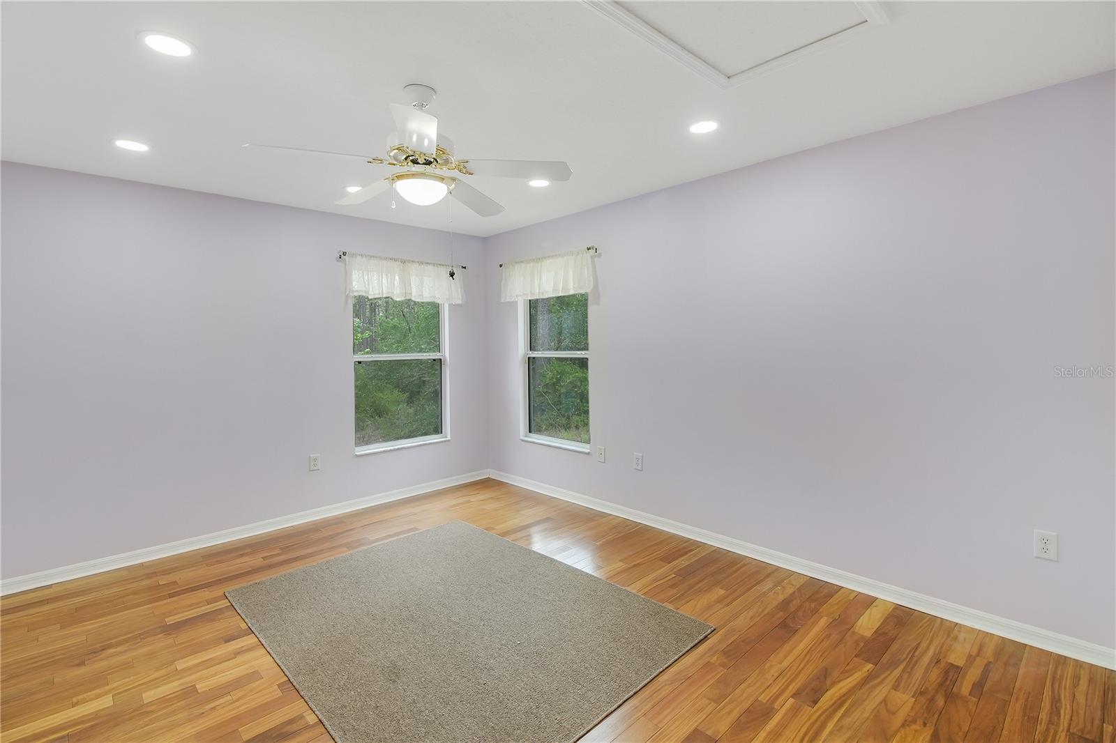 RAINBOW ACRES UN 04 - Residential