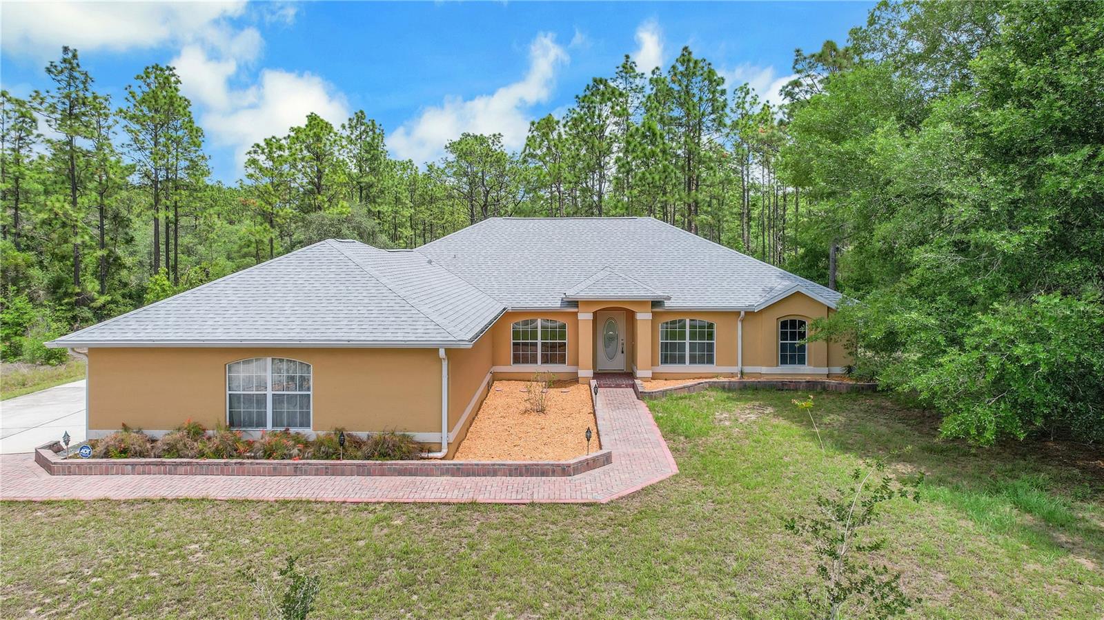 RAINBOW ACRES UN 04 - Residential