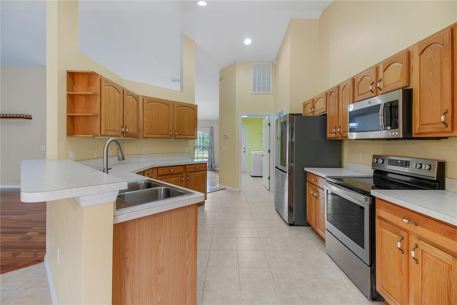 RAINBOW ACRES UN 04 - Residential
