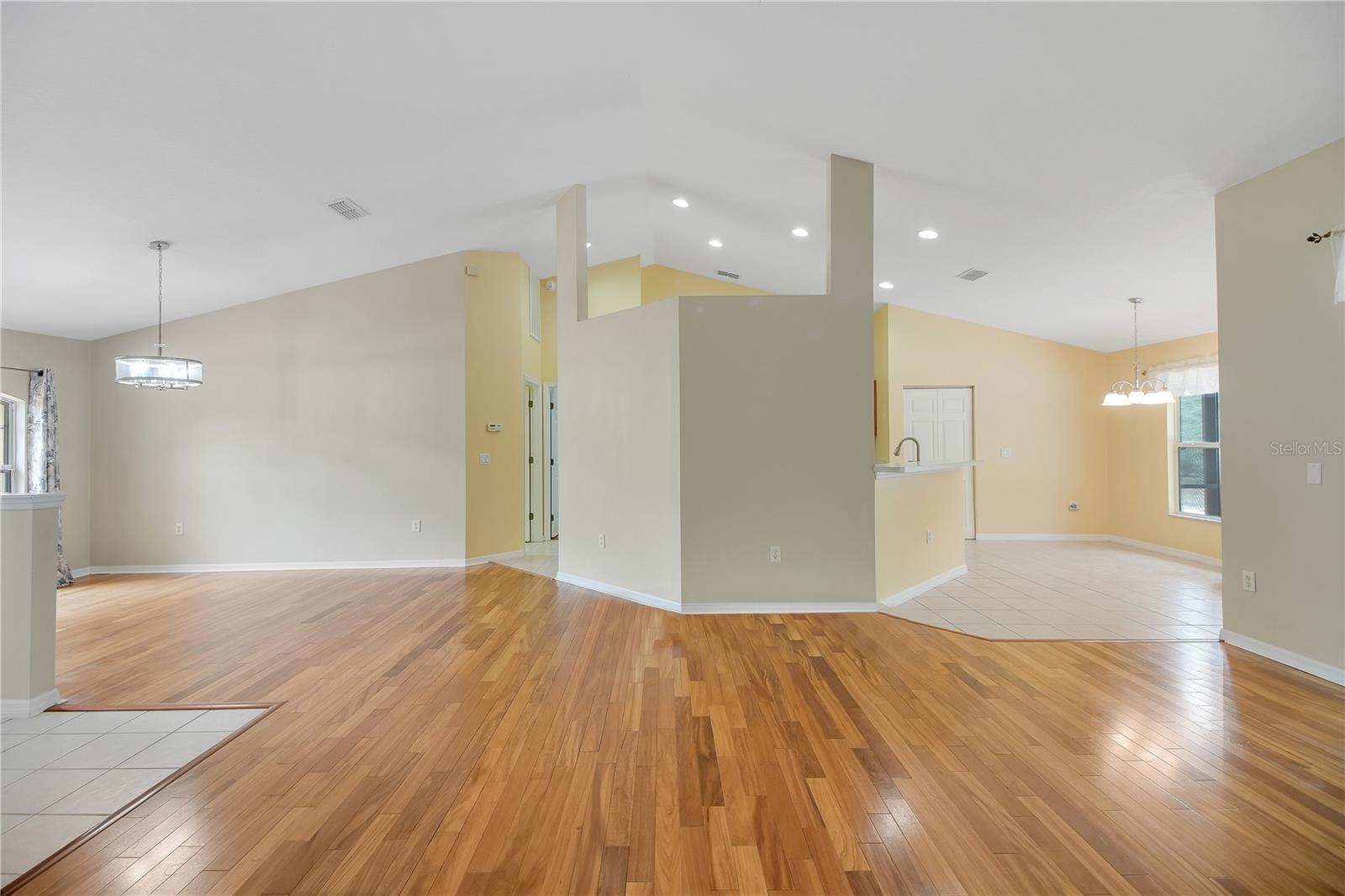 RAINBOW ACRES UN 04 - Residential