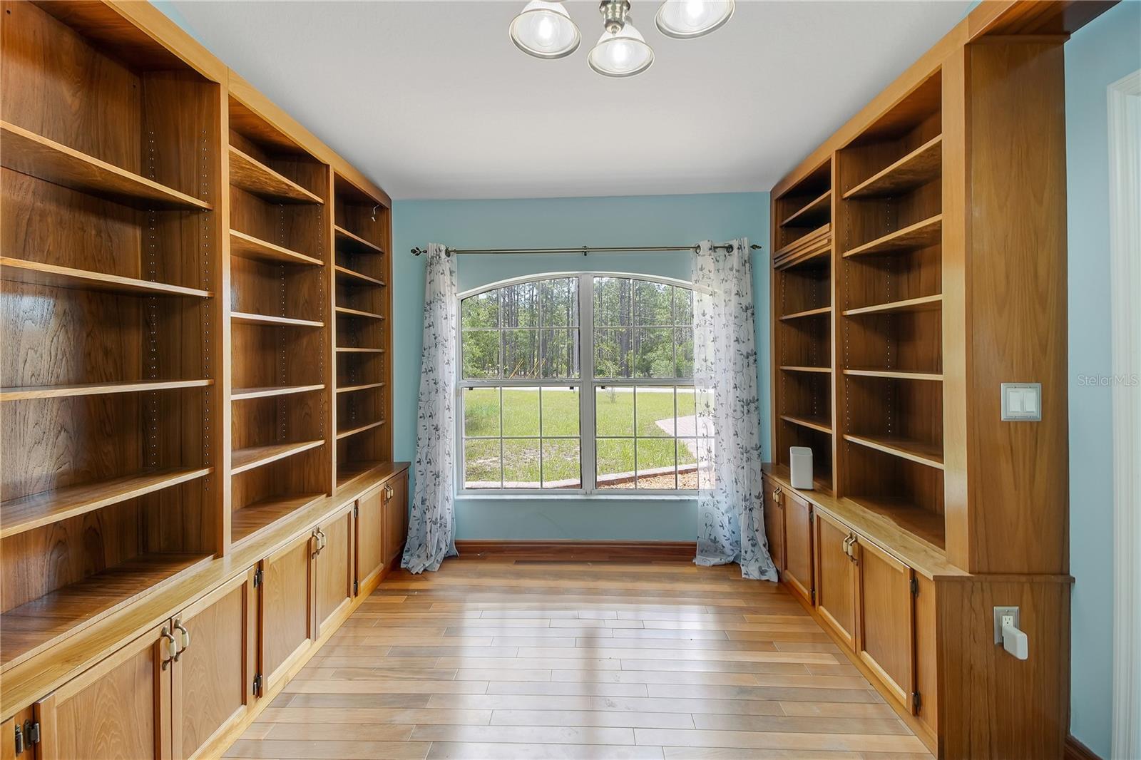RAINBOW ACRES UN 04 - Residential