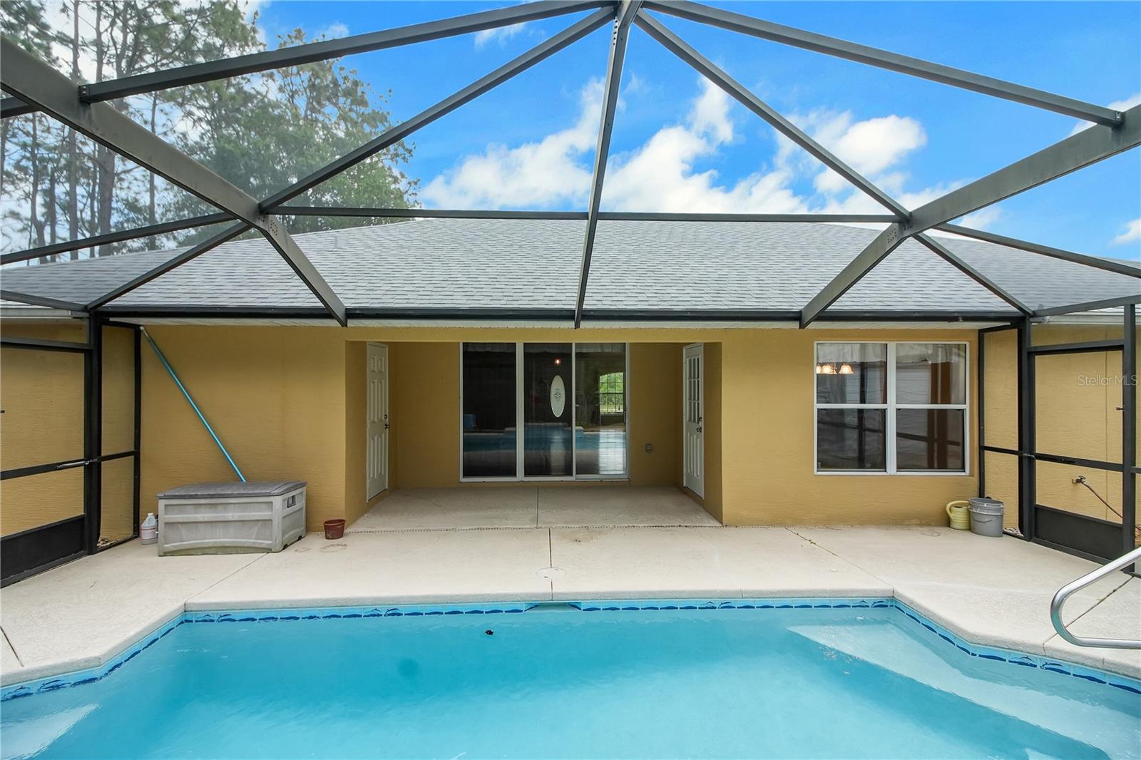 RAINBOW ACRES UN 04 - Residential