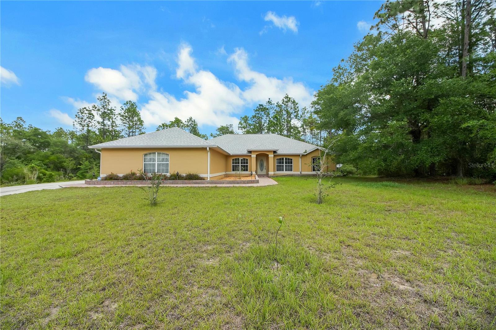 RAINBOW ACRES UN 04 - Residential