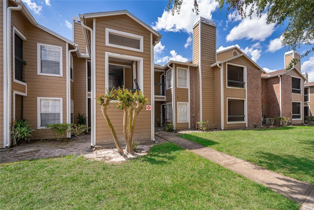 Photo of 4367 Thornbriar Lane #206, Orlando, FL 32822 (MLS # O6400169)