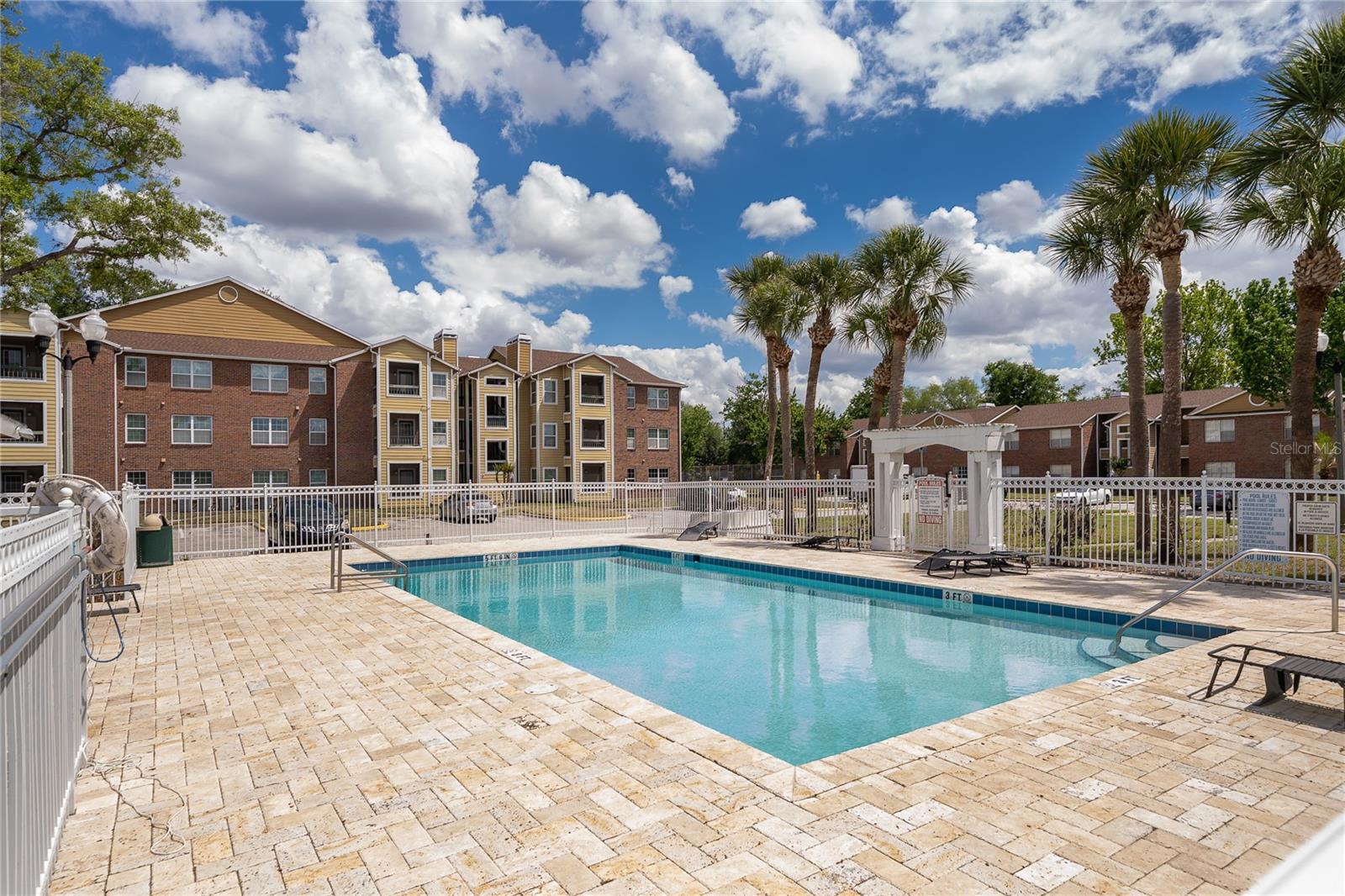 REGENCY GARDENS - Residential