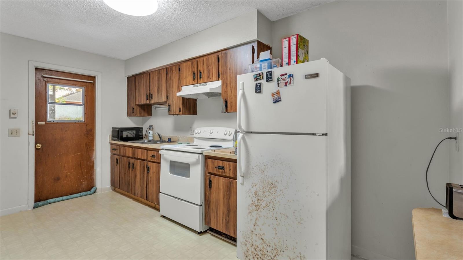 CHAR-MIL SUB - Residential Income