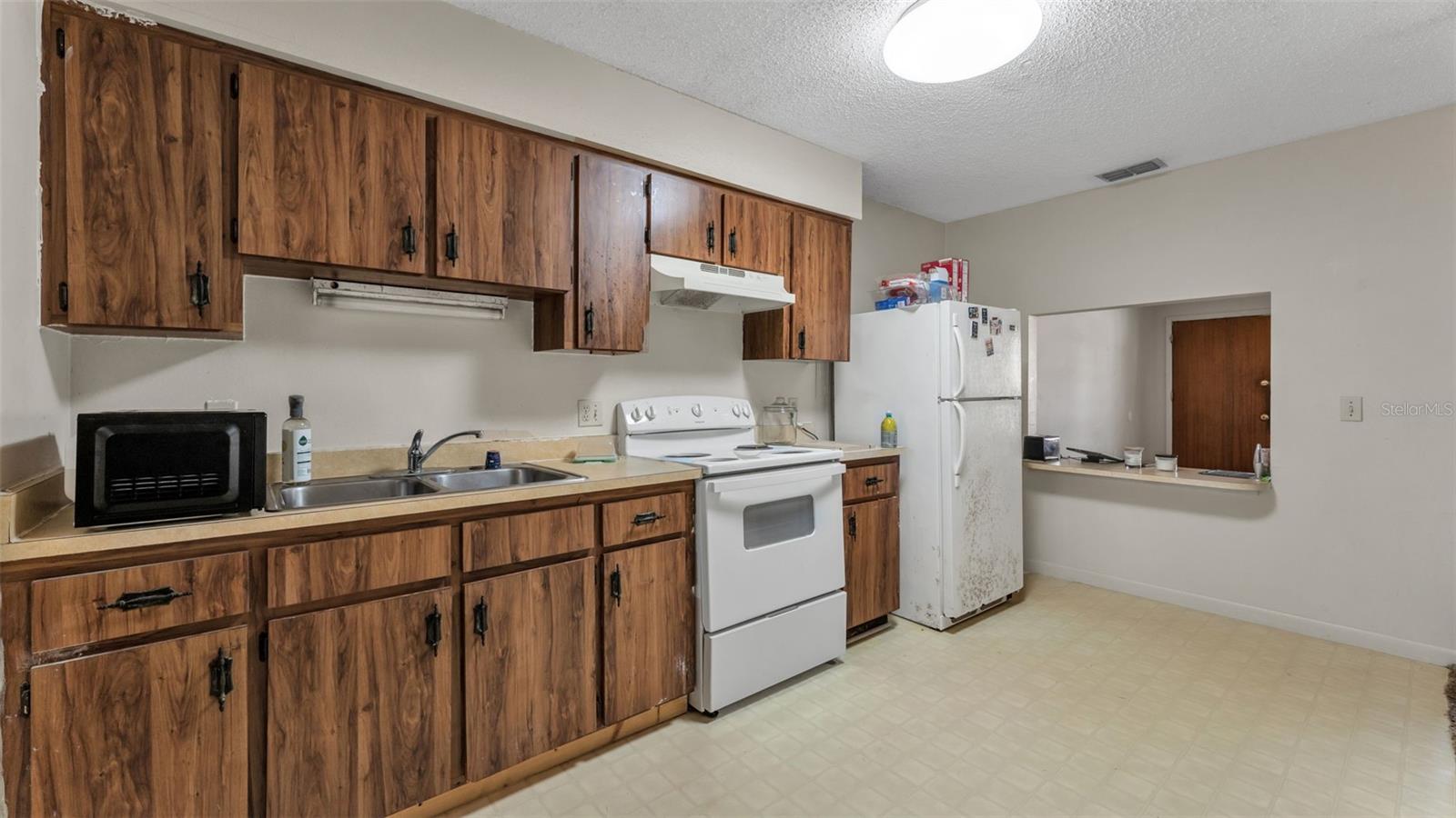 CHAR-MIL SUB - Residential Income