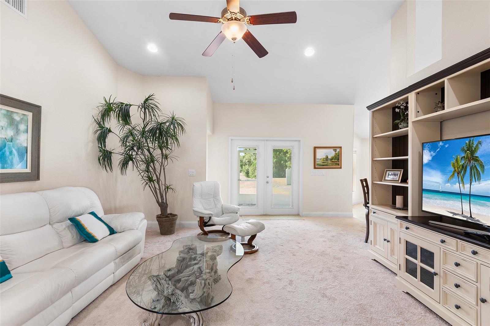 HILLS ARIETTA - Residential