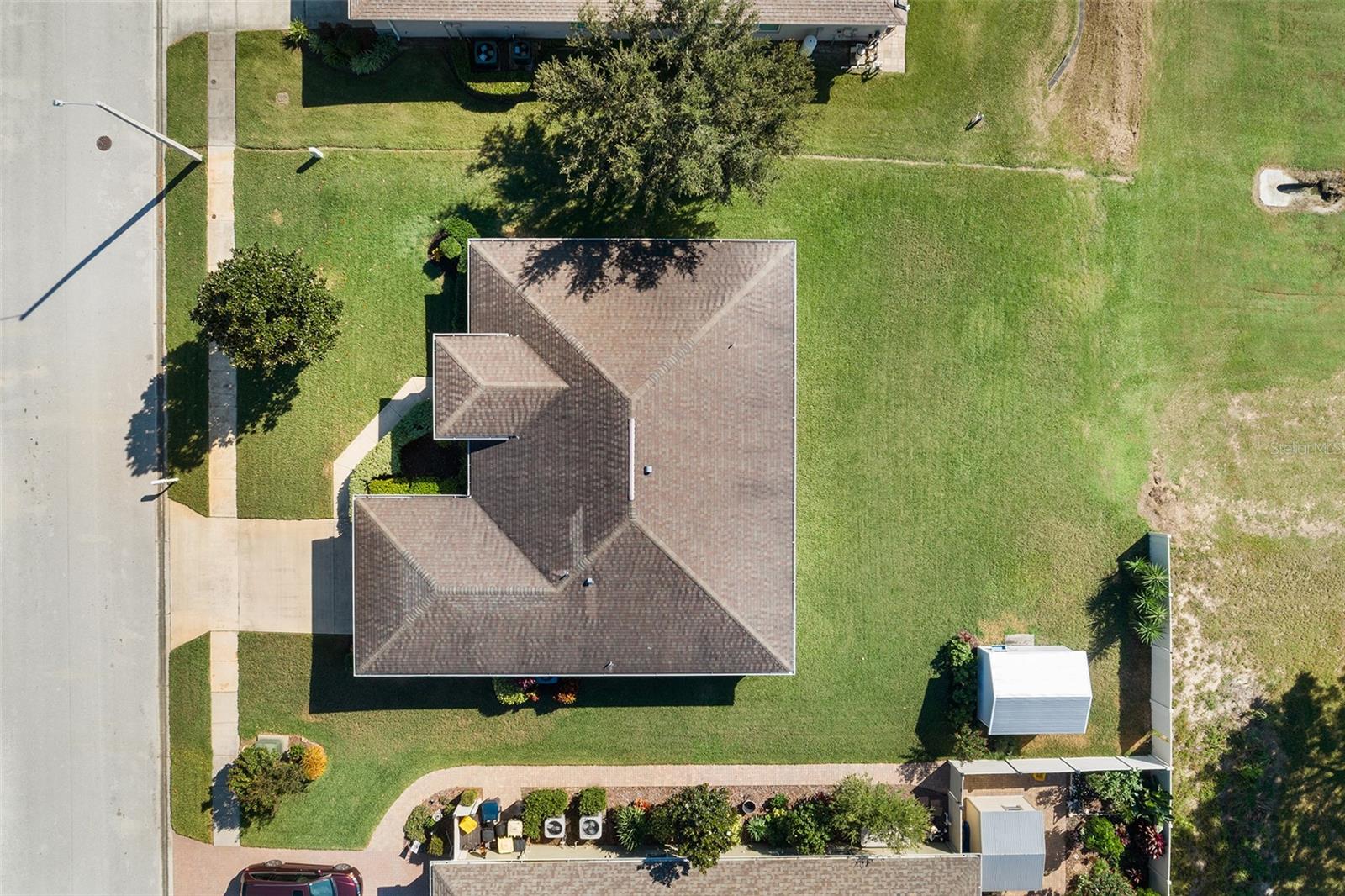 140 LAKE ARIETTA COURT