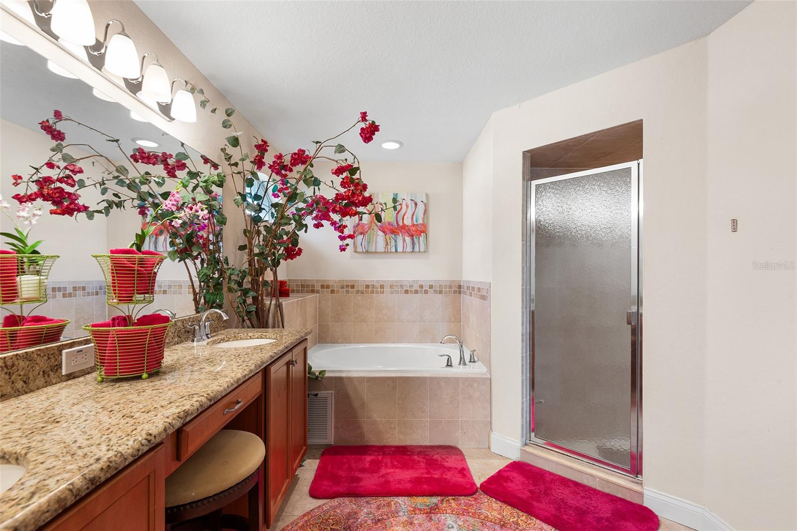 HILLS ARIETTA - Residential