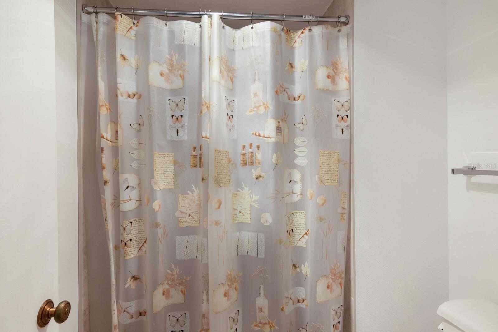 SEAPLACE V - Residential