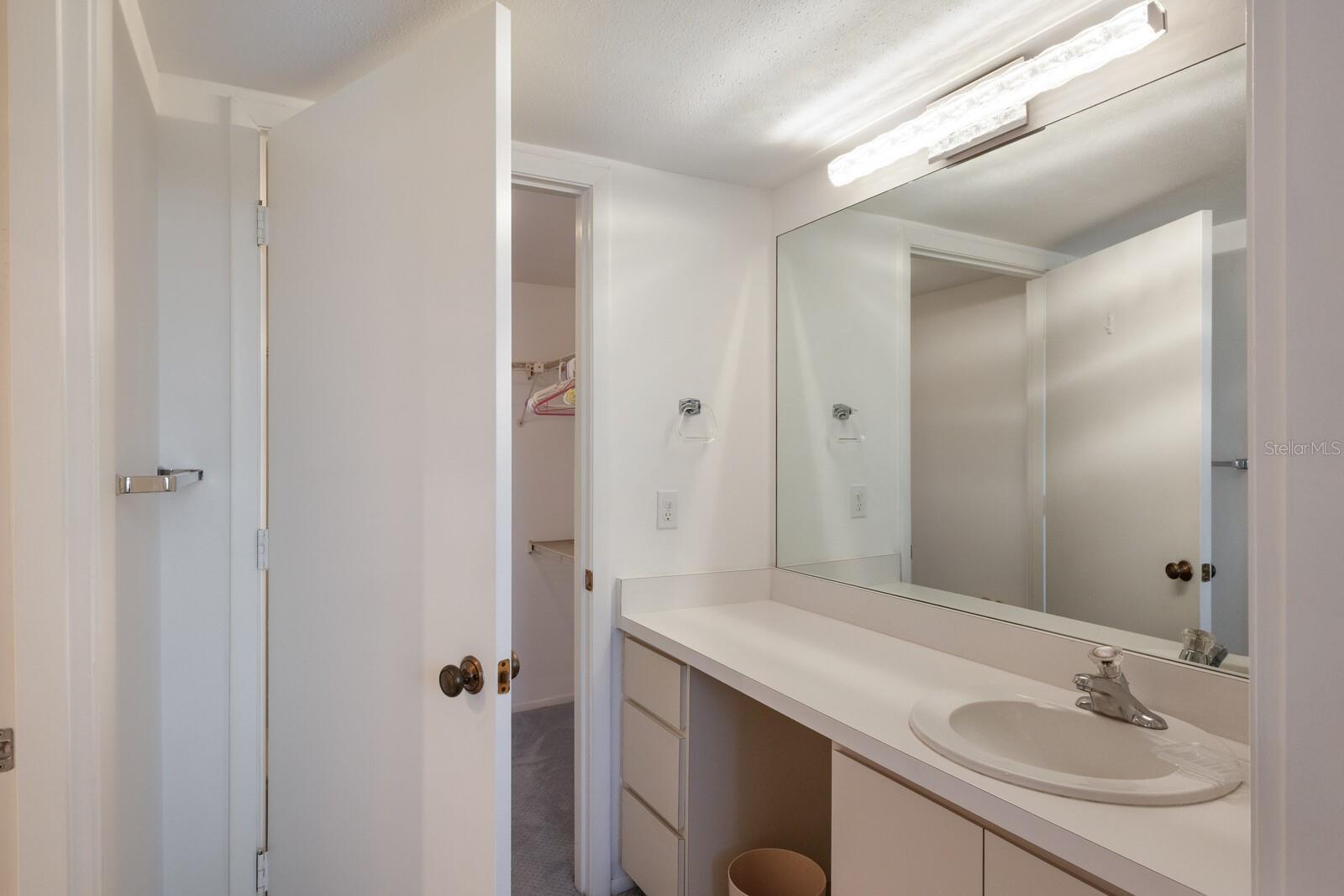 SEAPLACE V - Residential