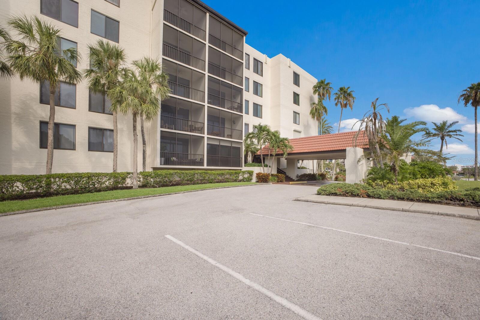 SEAPLACE V - Residential