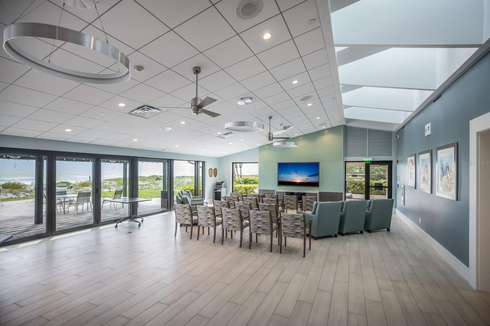 SEAPLACE V - Residential