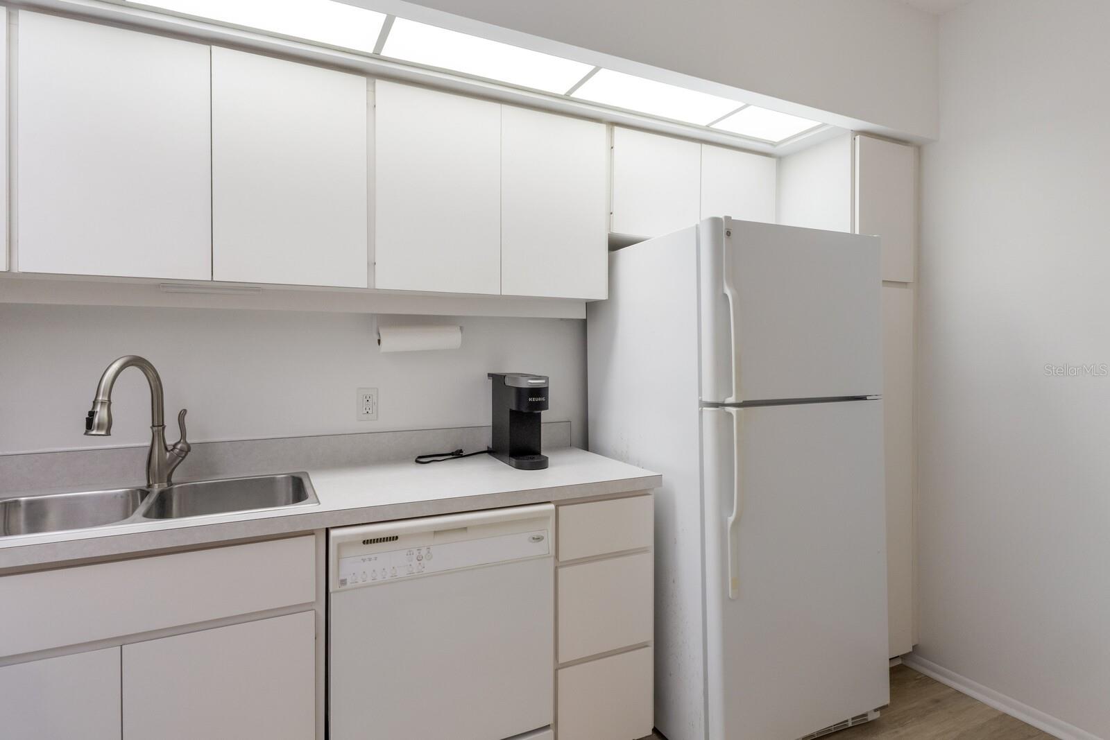 SEAPLACE V - Residential