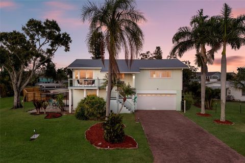 Photo of 724 44th Street Court W, Palmetto, FL 34221 (MLS # A4672803)