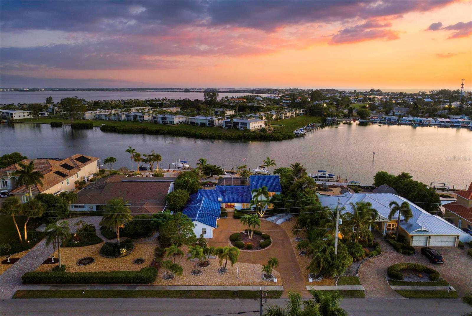 KEY ROYALE 1ST ADD - Residential