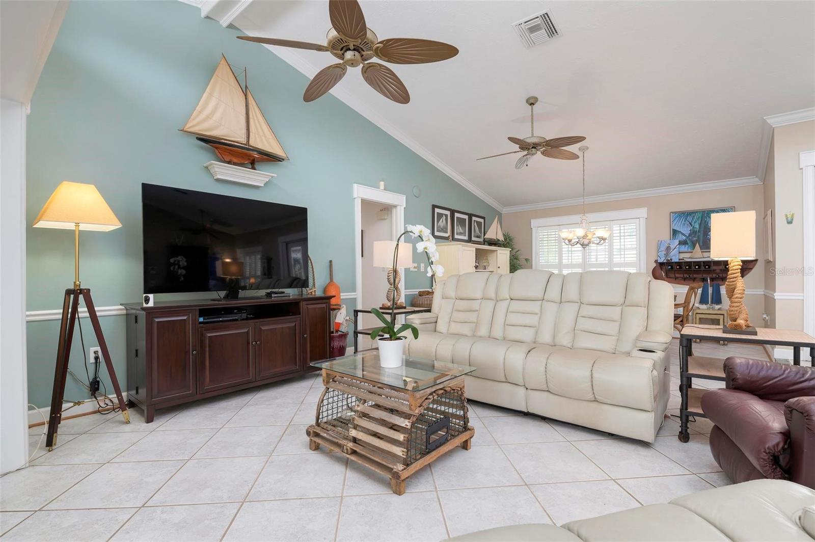 KEY ROYALE 1ST ADD - Residential