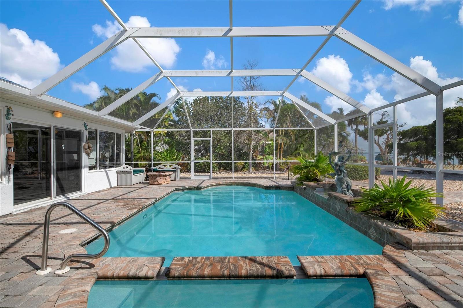 KEY ROYALE 1ST ADD - Residential