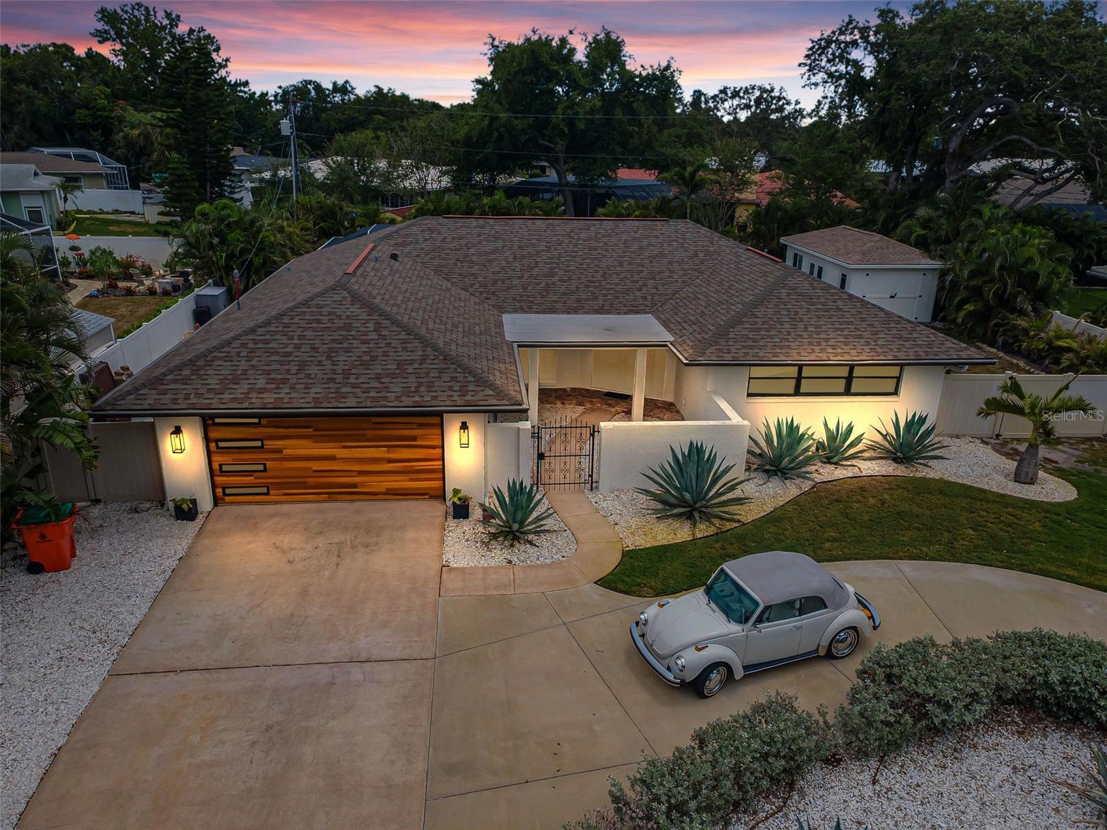 14516 BAY HILLS DRIVE