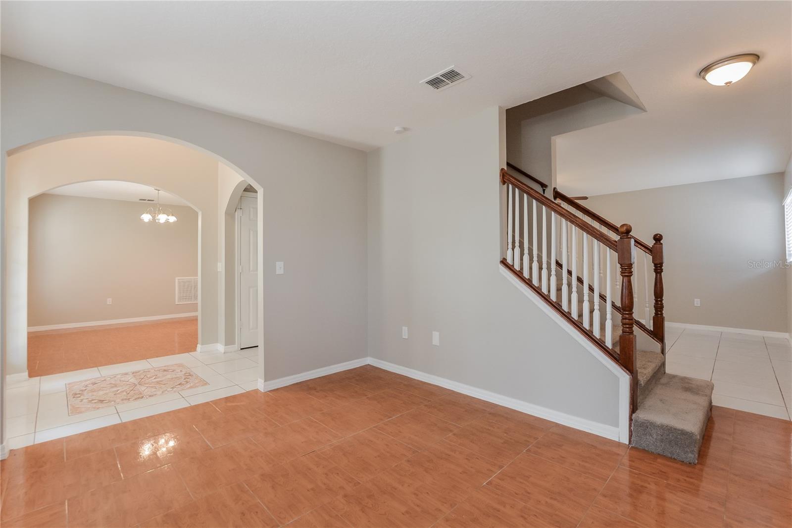 EUSTIS ARBOR HILLS UNIT 02 - Residential Lease