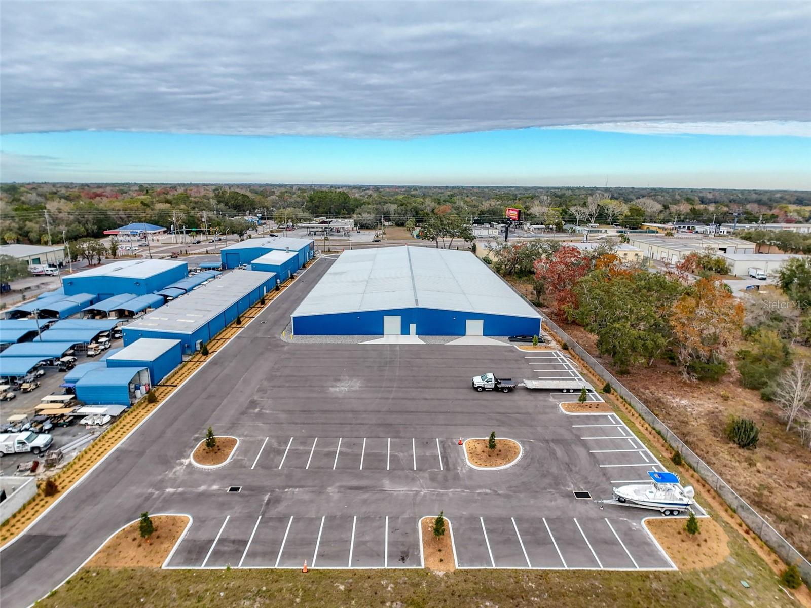 FOREST ACRES - Commercial Sale