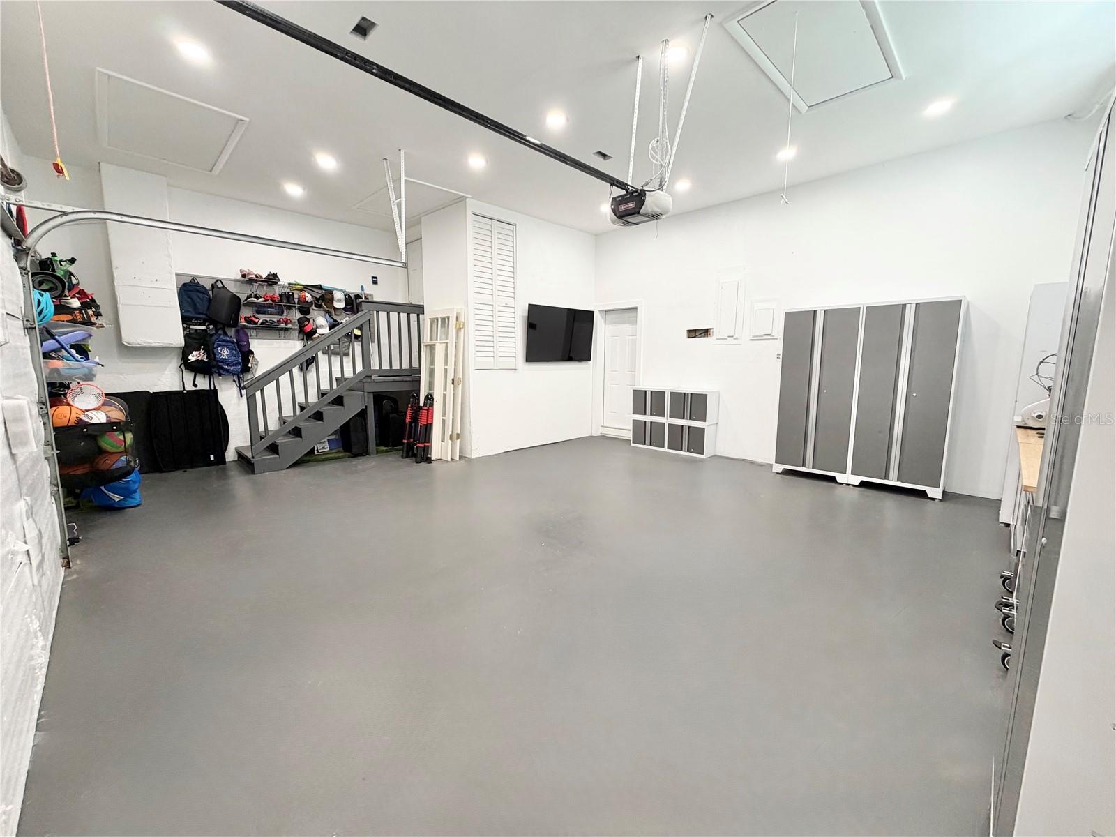 BEACH PARK - Residential Lease