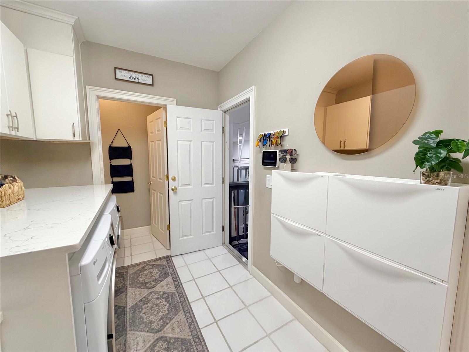 BEACH PARK - Residential Lease
