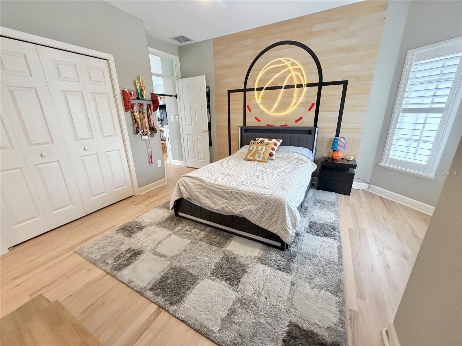 BEACH PARK - Residential Lease