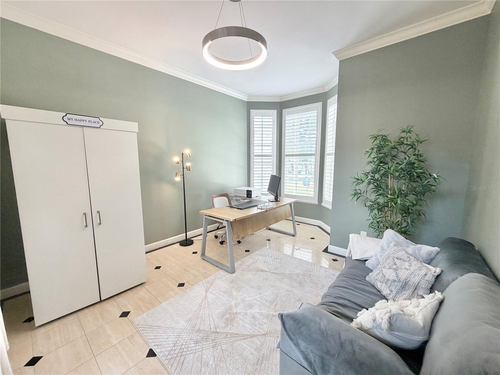BEACH PARK - Residential Lease