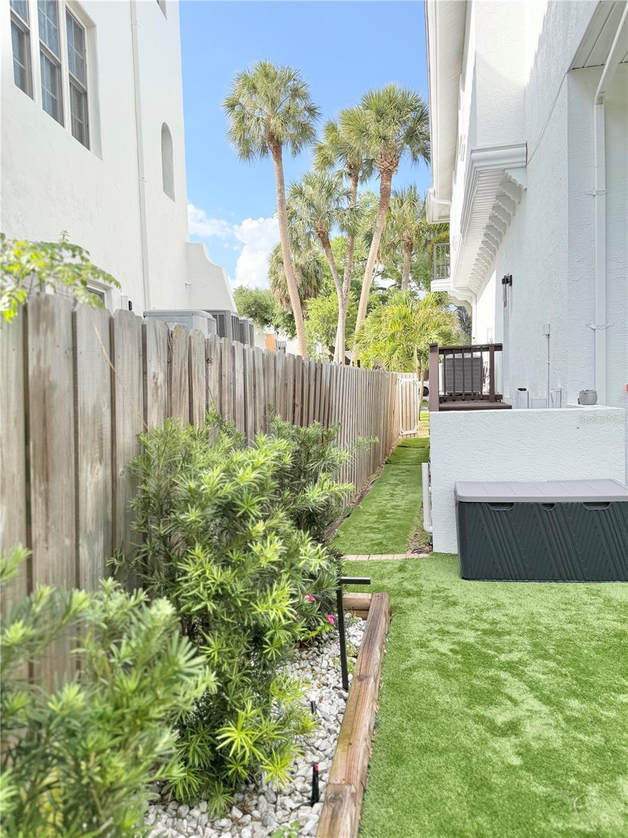 BEACH PARK - Residential Lease