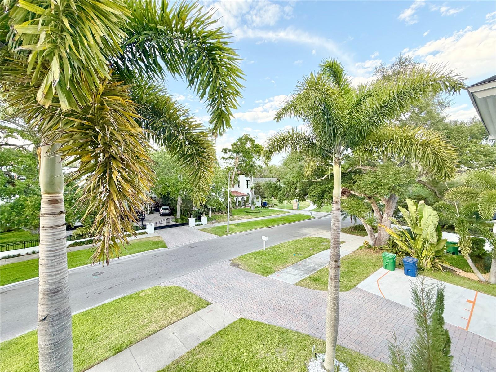 BEACH PARK - Residential Lease