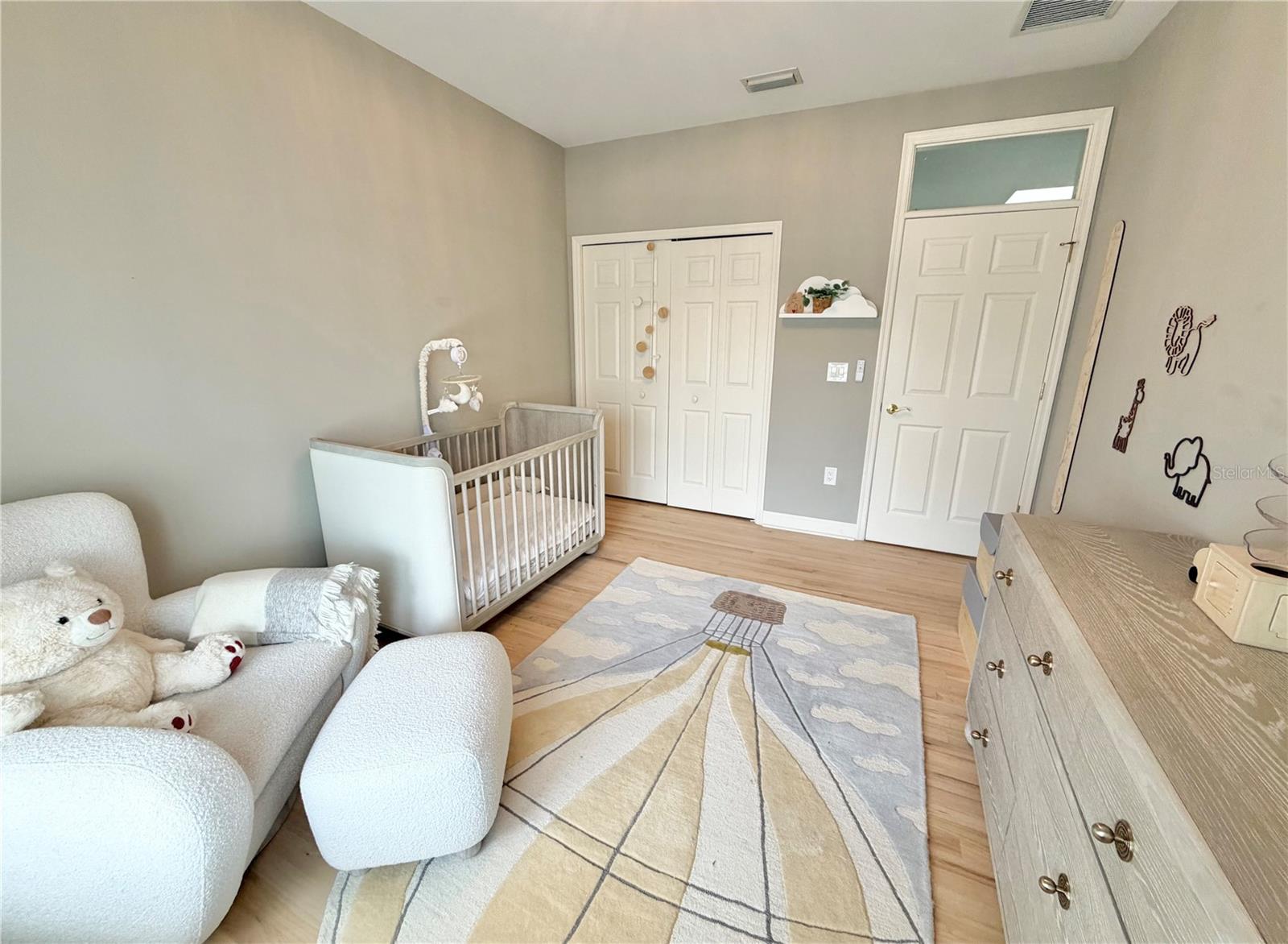 BEACH PARK - Residential Lease