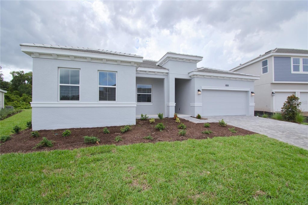 Photo of 10830 History Avenue, Orlando, FL 32832 (MLS # O6449393)