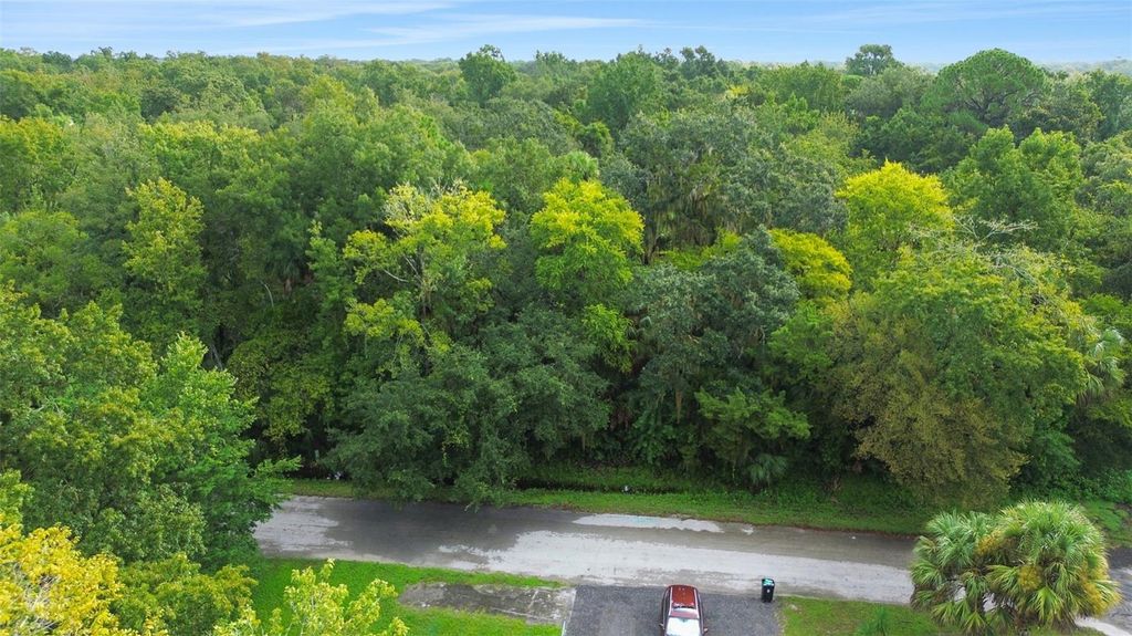 Photo of 711 Tennessee Terrace, Ormond Beach, FL 32174 (MLS # S5135030)