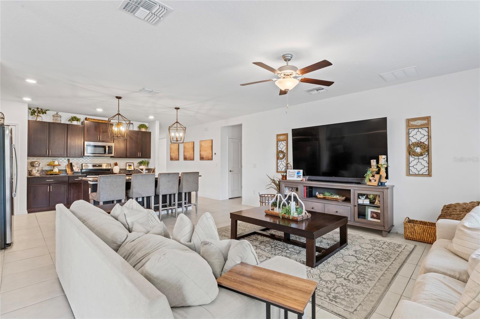 WIND MDWS SOUTH PH 1 - Residential