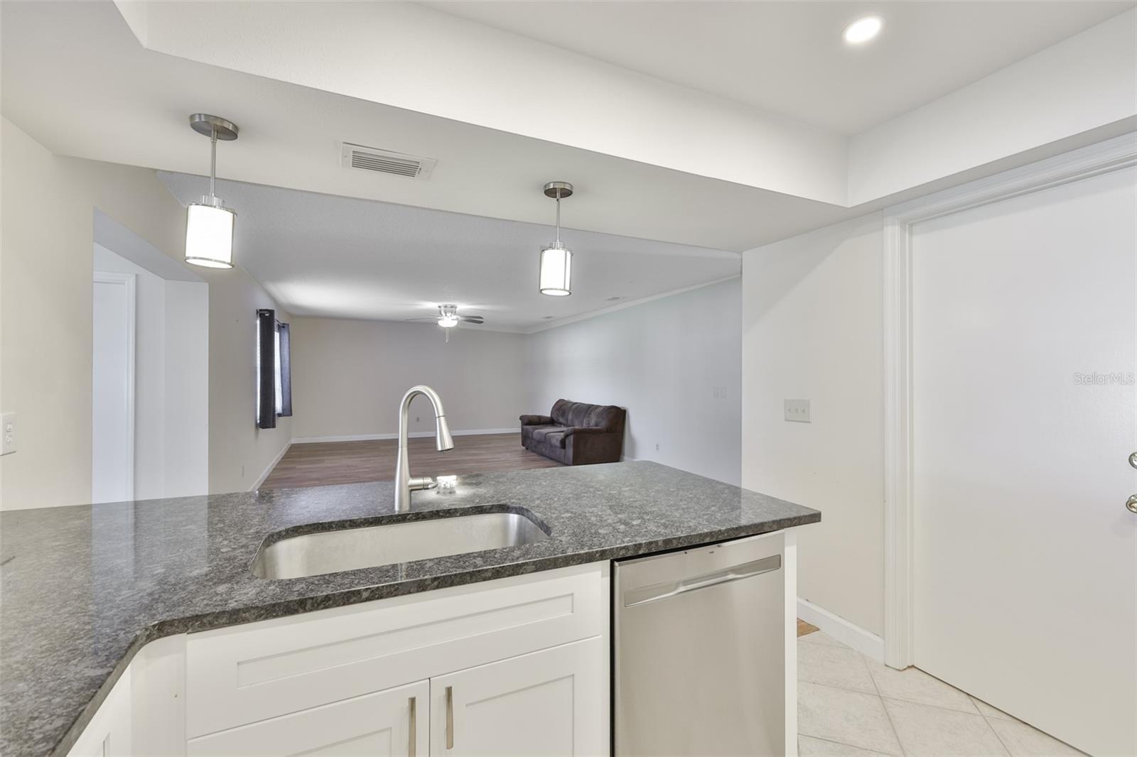 HIGHGATE II CONDO PH - Residential