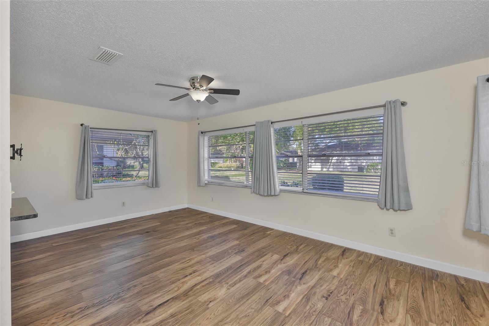 HIGHGATE II CONDO PH - Residential