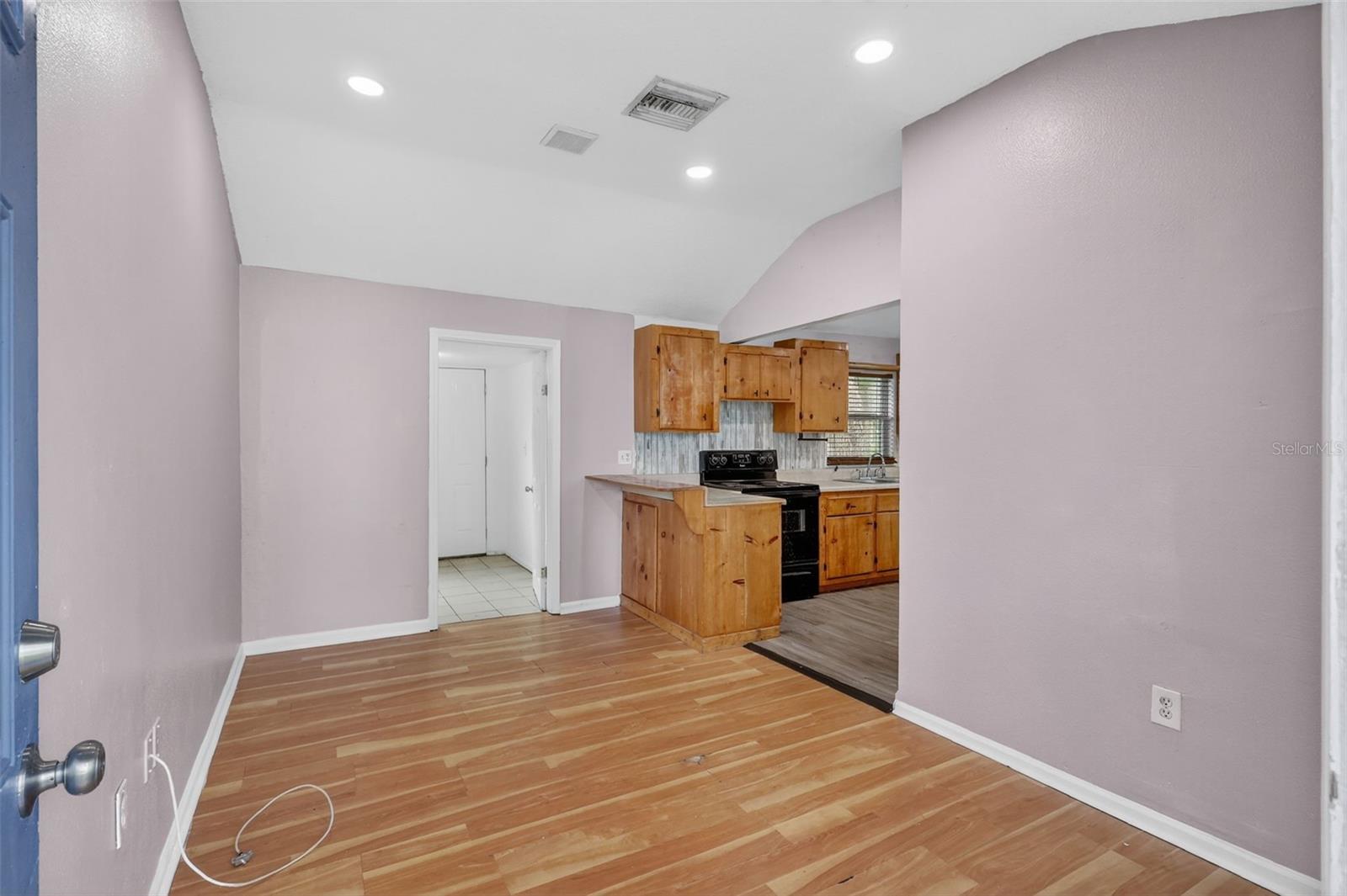 WEST BURNSIDE AT LEALMAN - Residential