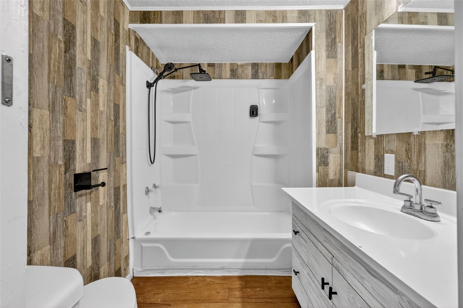 WEST BURNSIDE AT LEALMAN - Residential