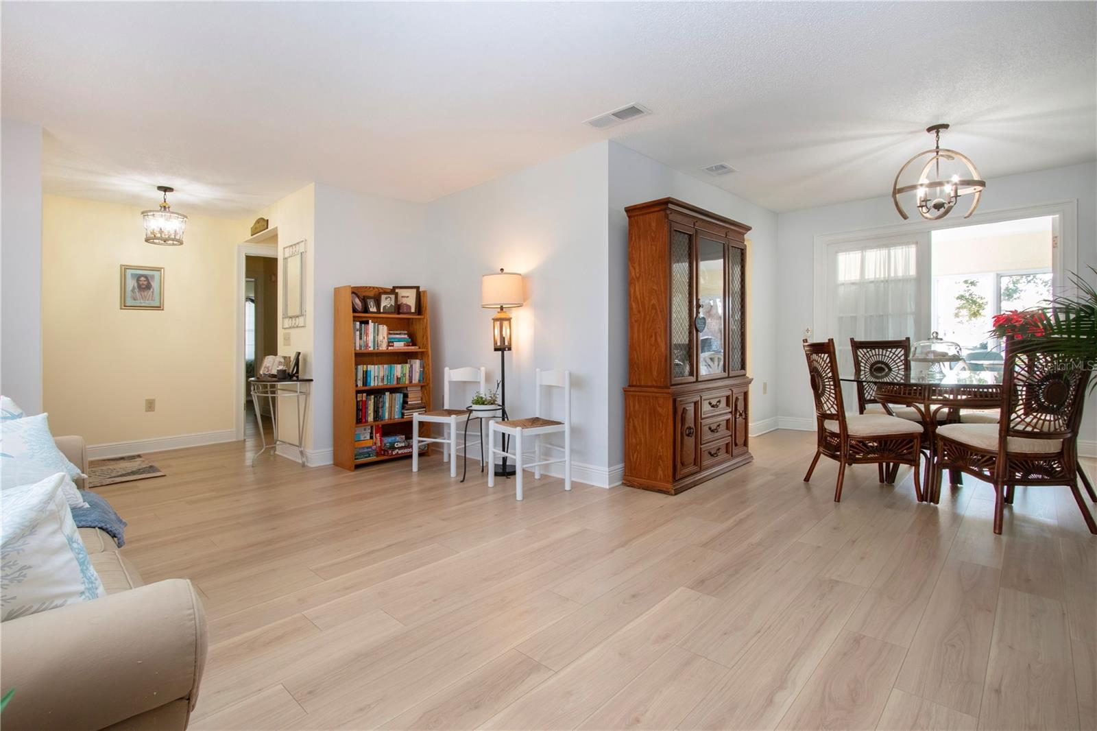 CALOOSA COUNTRY CLUB ESTATES U - Residential