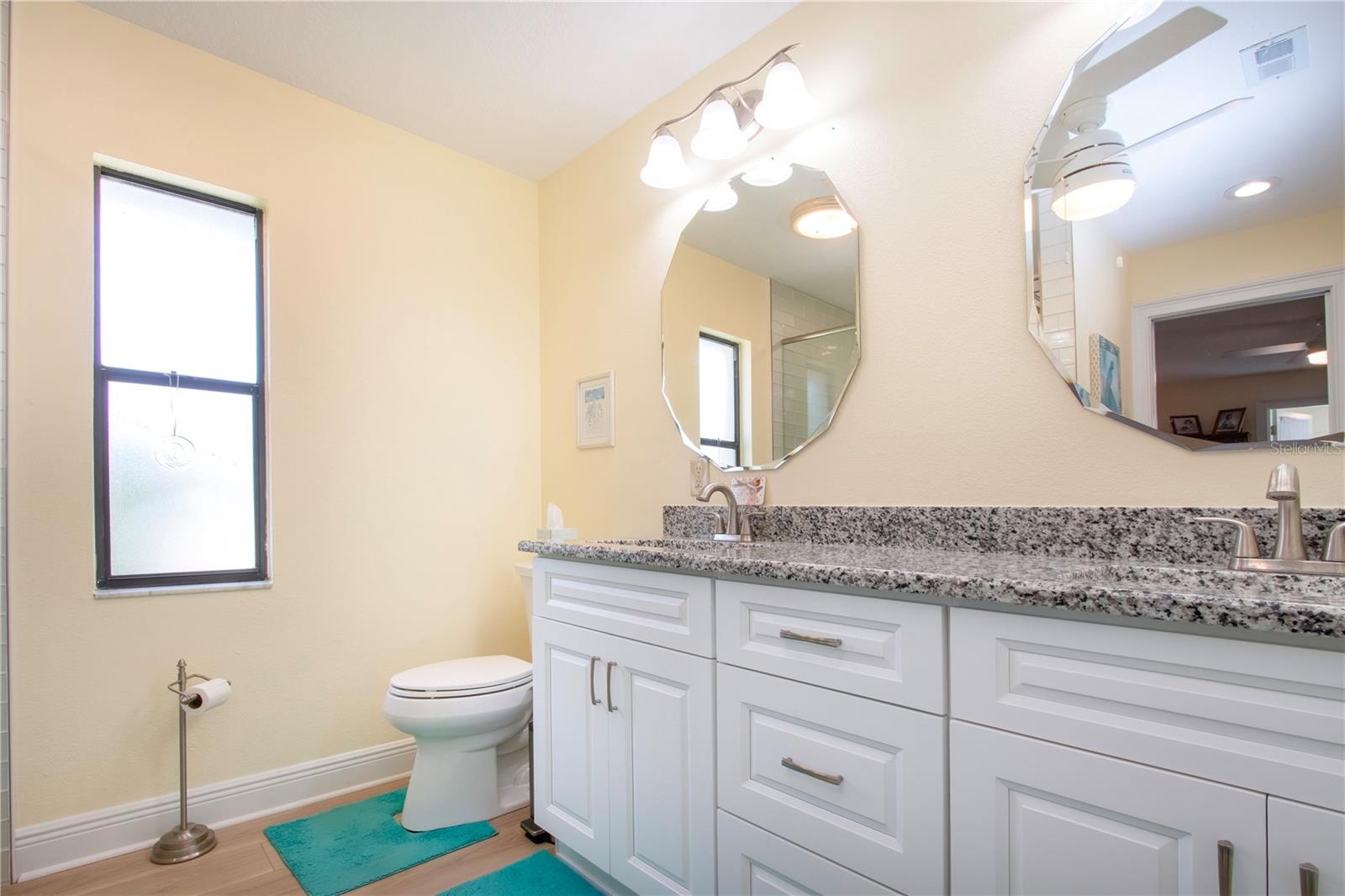 CALOOSA COUNTRY CLUB ESTATES U - Residential