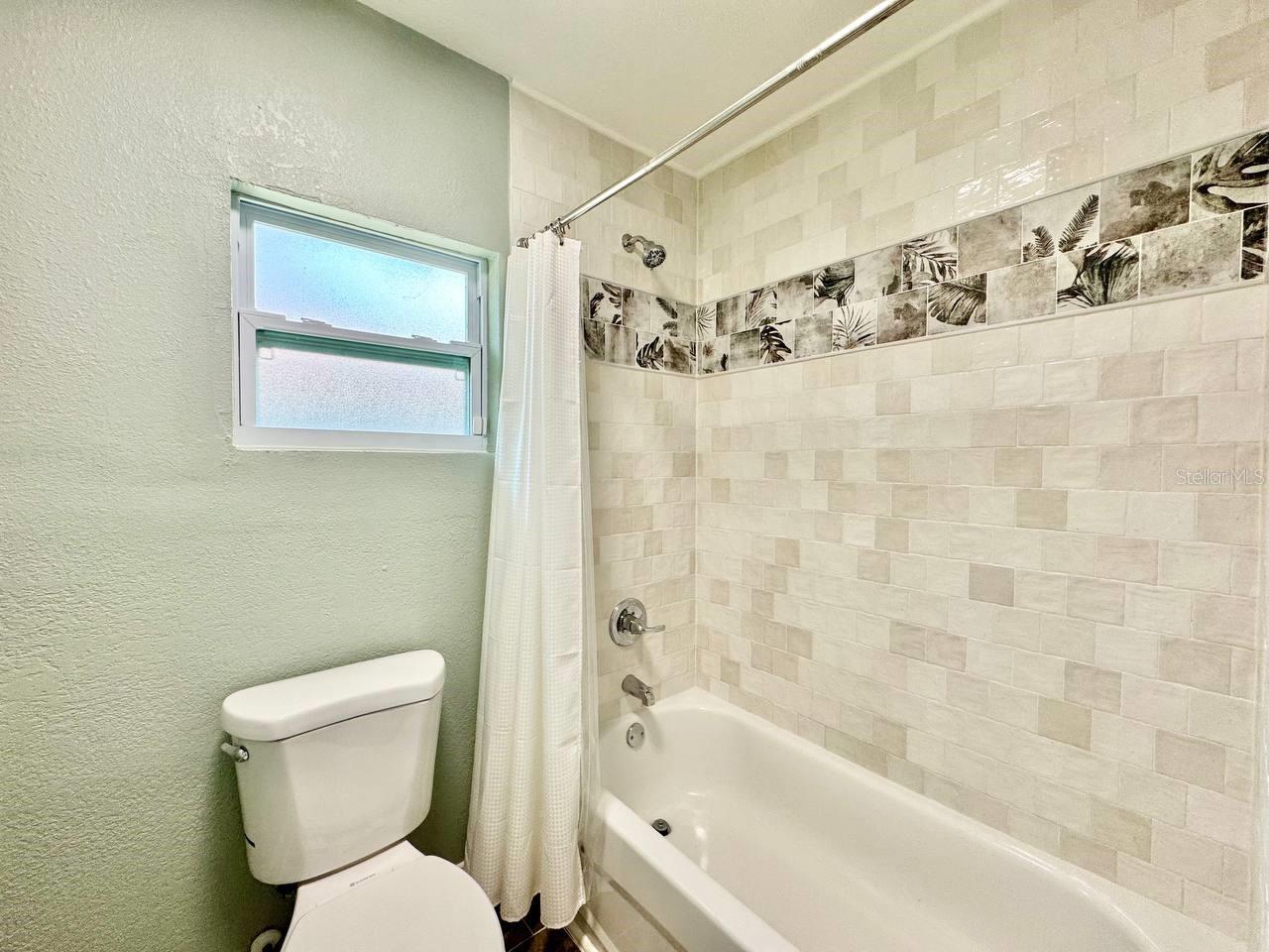 IDLEWILD ON THE HILLSBOROUGH - Residential