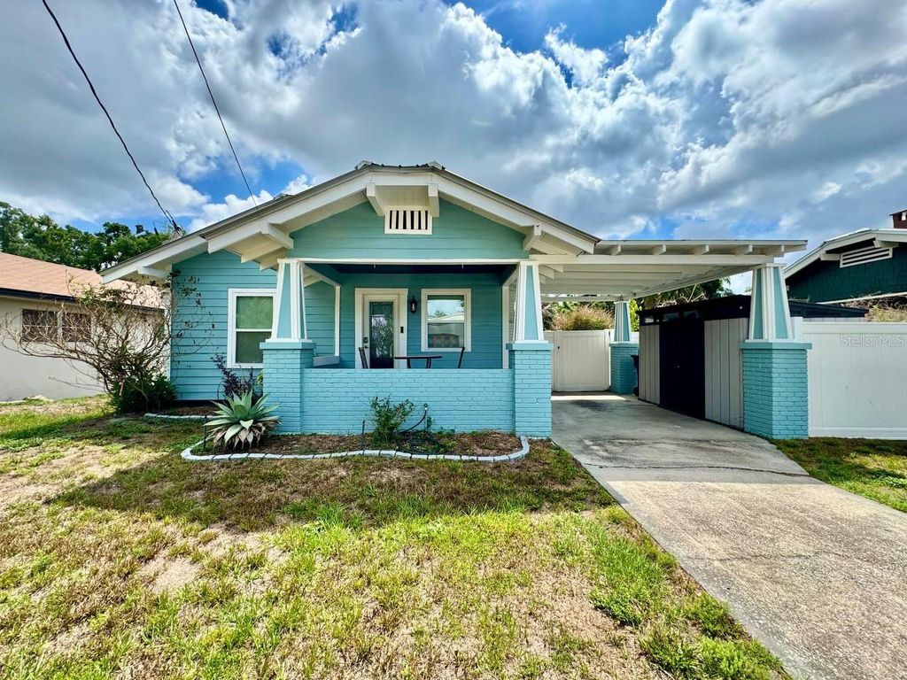 Photo of 5907 N Ola Avenue, Tampa, FL 33604 (MLS # TB8508336)
