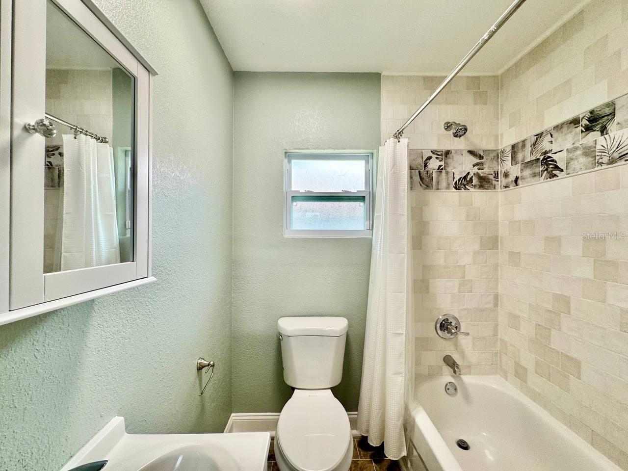IDLEWILD ON THE HILLSBOROUGH - Residential