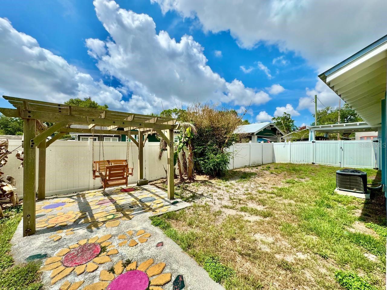 IDLEWILD ON THE HILLSBOROUGH - Residential
