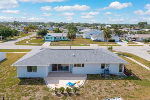 A home in PORT CHARLOTTE