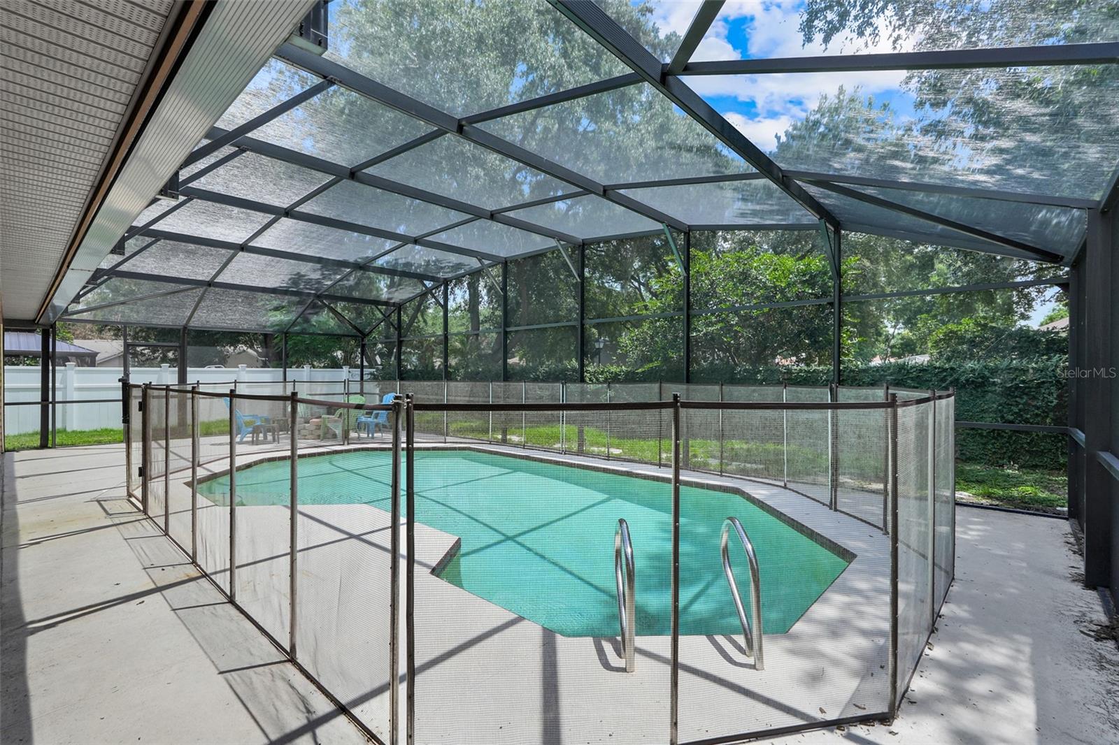 305 FORREST CREST COURT