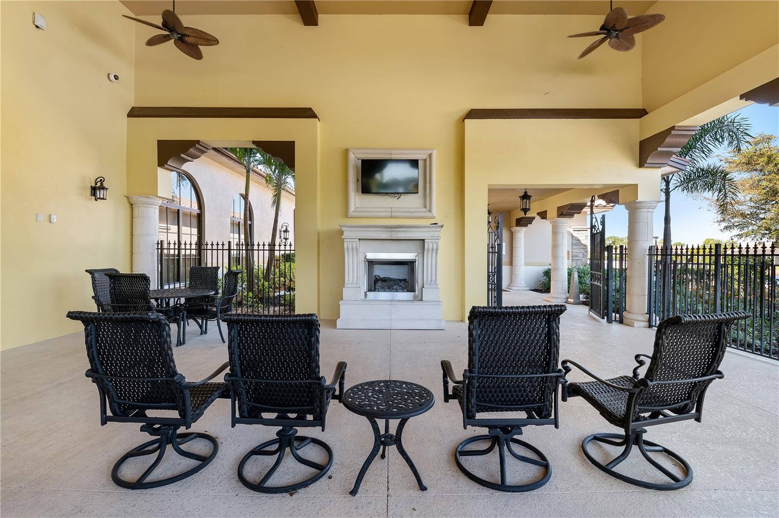 GRAN PARADISO PH 1 - Residential