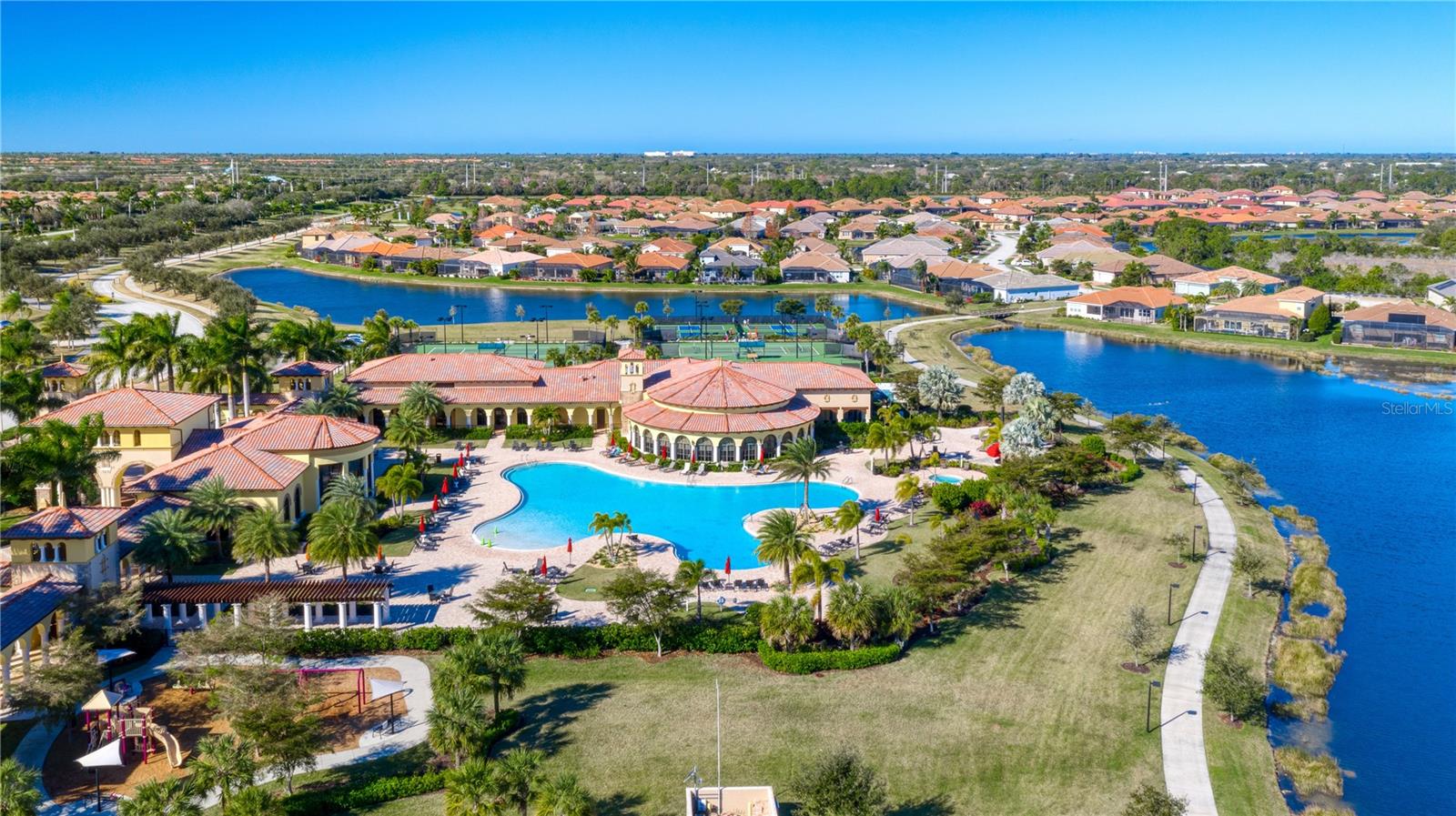 GRAN PARADISO PH 1 - Residential